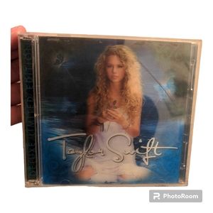 Taylor Swift, SELF-TITLED DEBUT w/lenticular DELUXE LIMITED EDITION CD + DVD